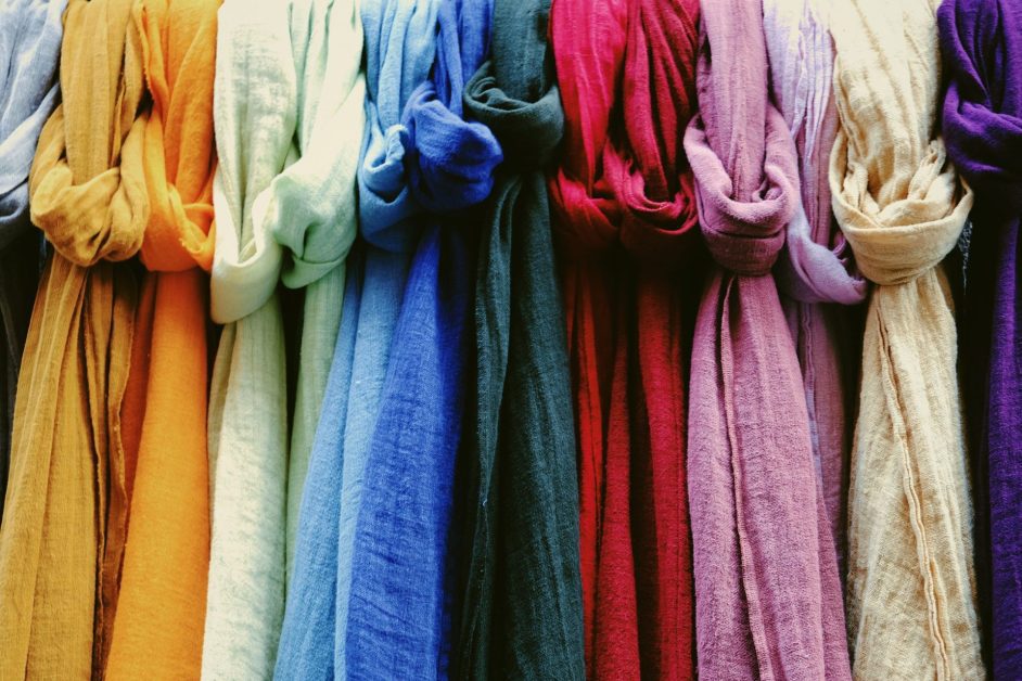 ilustrasi warna baju