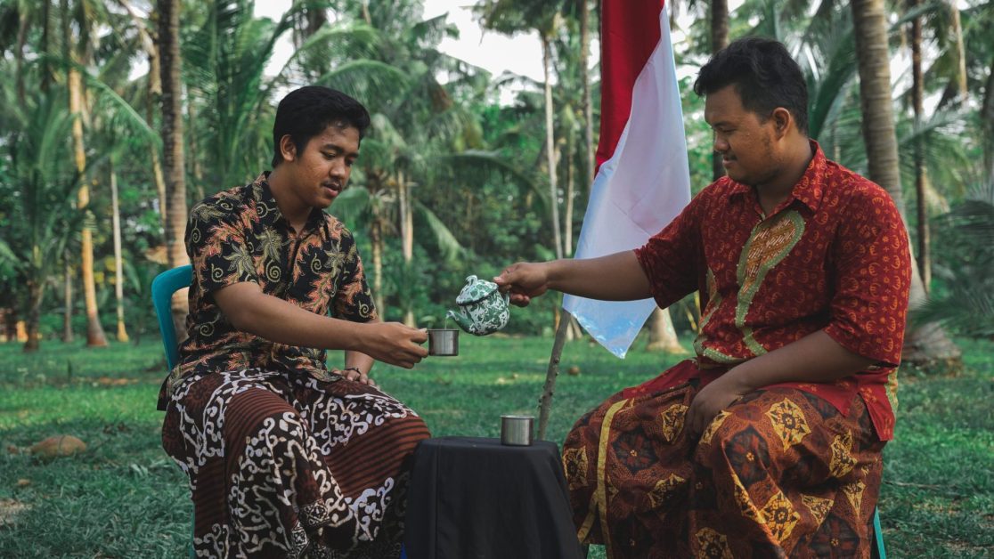 ilustrasi pakaian tradisional
